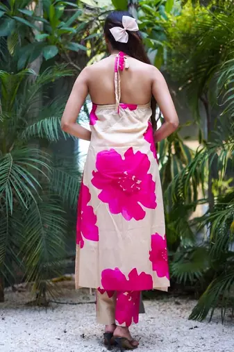 Gulabi-gulnar-two-piece-cotton-halter-neck-set-1800-gheraa10056