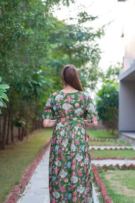 Baag-e-bahar-crafted-in-pure-cotton-for-ultimate-comfort-this-dress-1500-gheraa10057 2