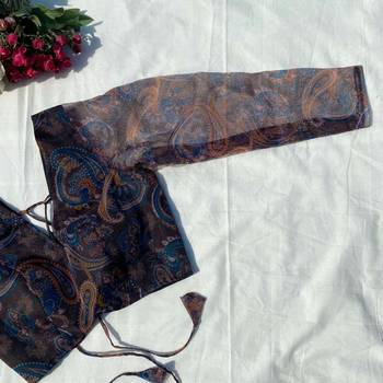 Black-floral-pialsey-organza-blouse-900-fal10082 2