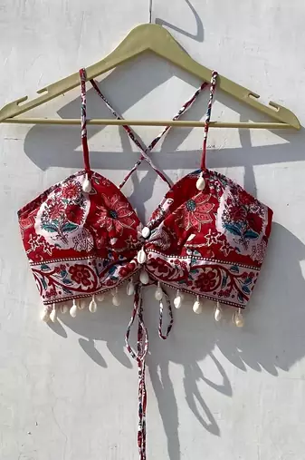 Navratri-red-big-floral-removable-pads-top-kj10119