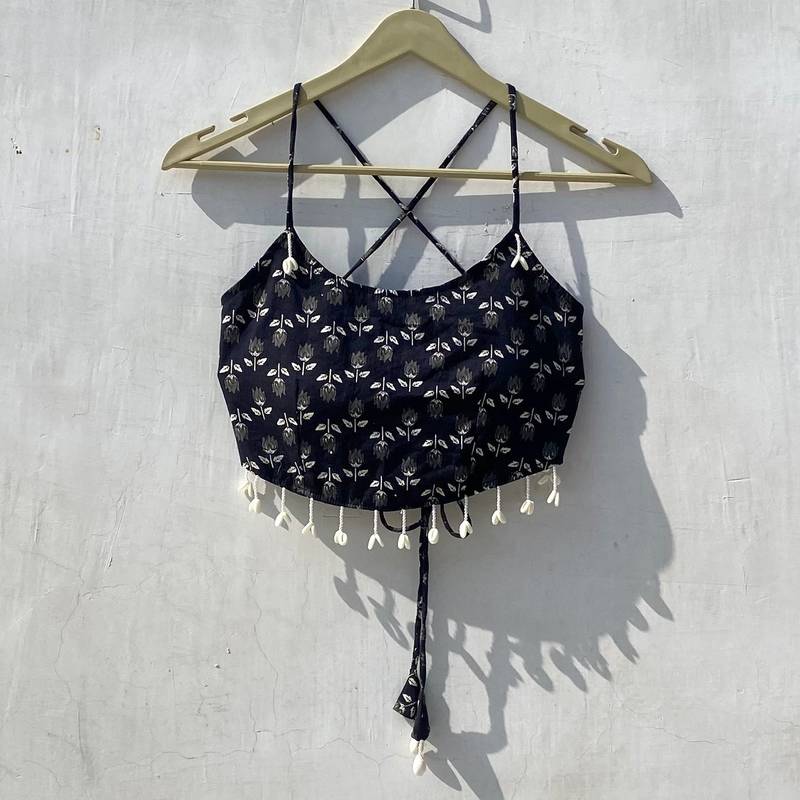 Navratri-black-floral-removable-pads-top-kj10120