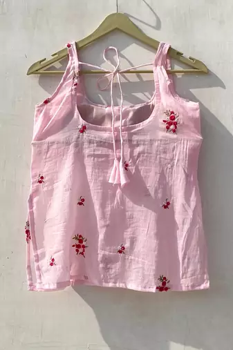 Pink-halter-neck-hand-embroidery-mulmul-with-removable-pads-kurti-top-kj10158