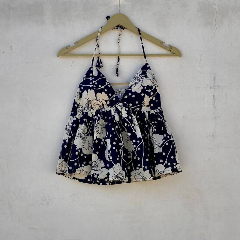 Black-floral-tree-removable-pads-top-kj10289