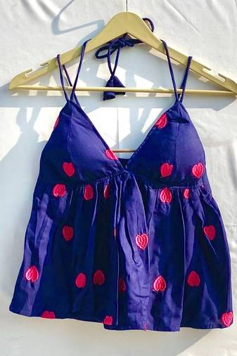 Navy-blue-heart-tree-removable-pads-top-kj10312