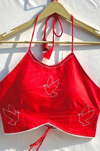 Red-bird-criss-cross-removable-pads-top-kj10316