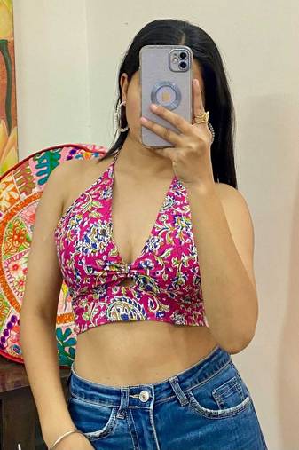 Pink-jaal-criss-cross-removable-pads-top-kj10318