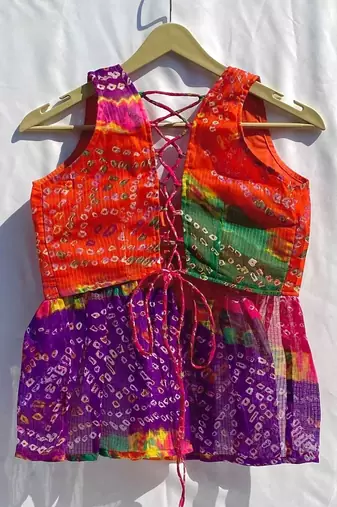 Multicolor-bandhej-deep-v-neck-and-back-criss-cross-chiffon-kurti-top-kj10335