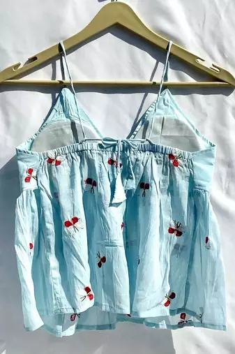 Blue-butterfly-mulmul-removable-pad-top-kj10337