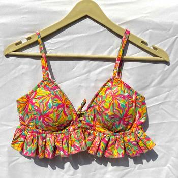 Holi-frill-multicolor-removable-pads-bra-kj10339 1
