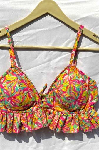 Holi-frill-multicolor-removable-pads-bra-kj10339