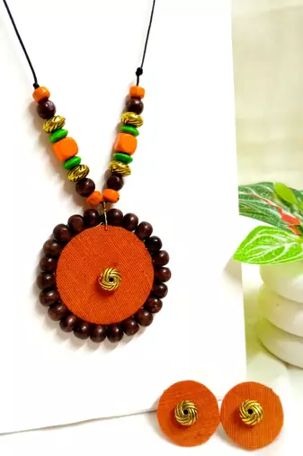 Orange fabric wooden beads neckset