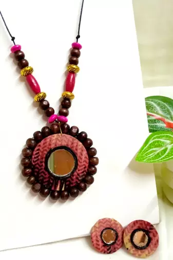 Pink fabric wooden beads neckset