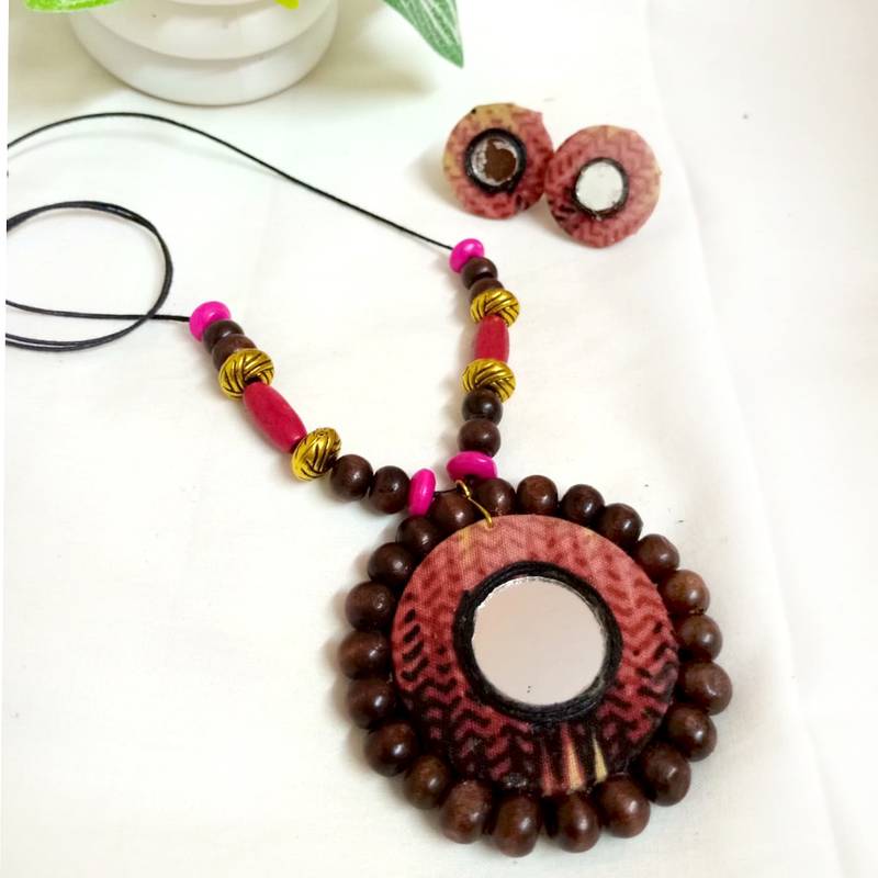 Pink fabric wooden beads neckset
