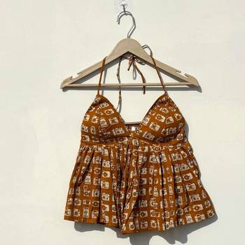 Mustard-camera-tree-removable-pads-top-kj10394 1