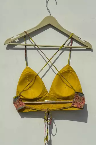 Parrot-green-removable-pads-bra-kj10402