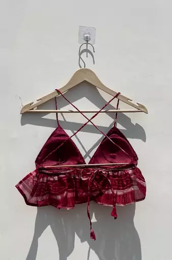 Rasberry-batik-frill-removable-pads-bralette-kj104125