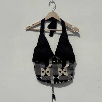 Black-abstract-stuffed-halter-top-kj10433 1