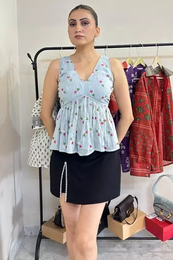 Ice-blue-embroidery-criss-cross-deep-neck-cut-sleeves-removable-pads-top-kj10438