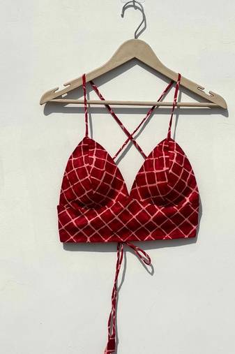 Red criss cross removable pads bralette