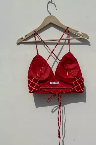 Red-criss-cross-removable-pads-bralette-kj10442