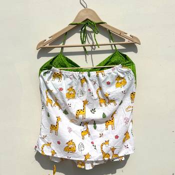 Green-bandhej-with-animal-print-padded-top-kj10471 2