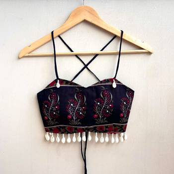 Navratri-black-floral-butta-with-shell-padded-top-kj10487 1