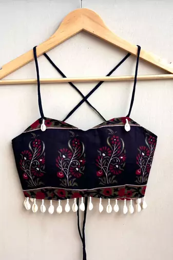Navratri-black-floral-butta-with-shell-padded-top-kj10487