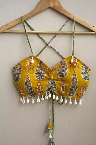 Navratri-yellow-leafy-with-shell-padded-top-kj10490