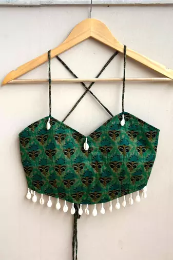 Navratri-green-butti-with-shell-padded-top-kj10492