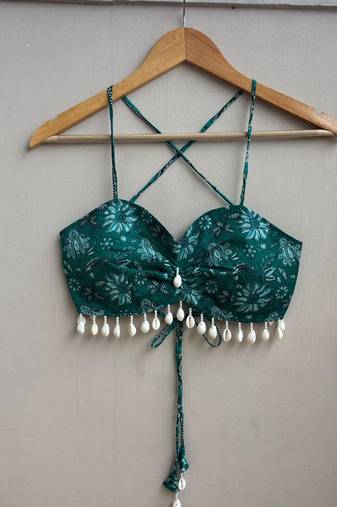 Navratri-rama-green-jaal-with-shell-padded-top-kj10495