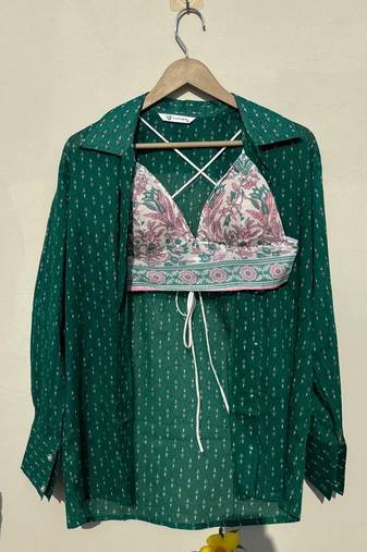 Rama-green-small-butti-mul-shirt-and-white-floral-bra-combo-kj10498