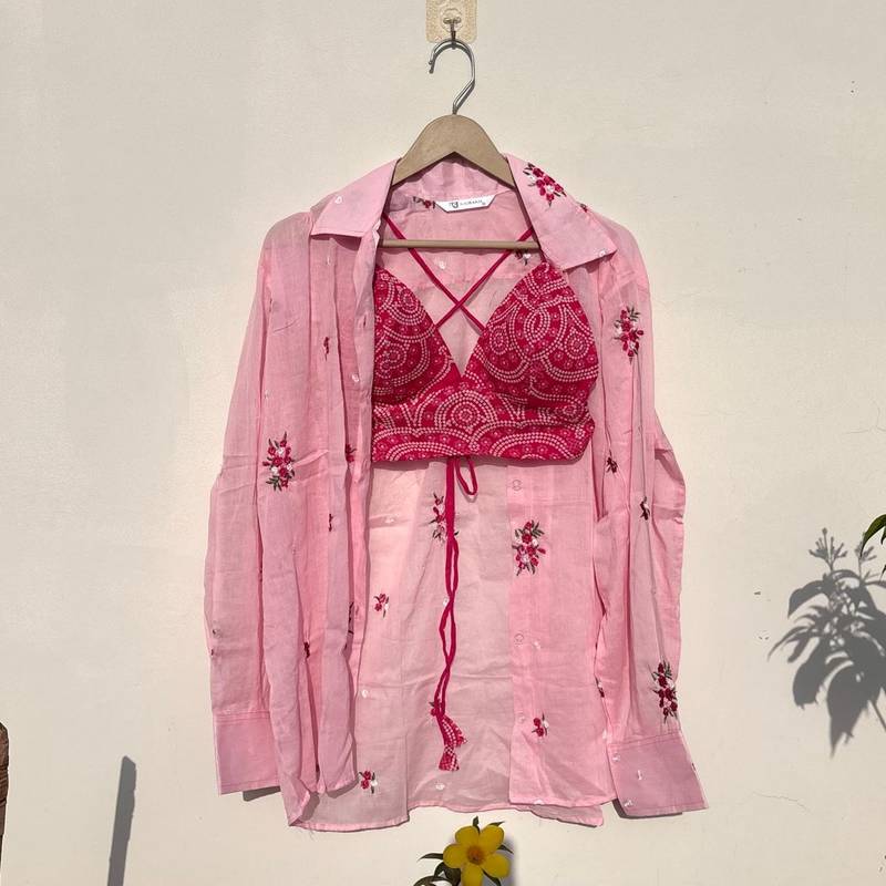 Pink-thread-embroidery-shirt-and-polka-floral-bra-combo-kj10500
