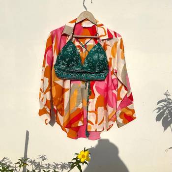 Pink-orange-abstract-shirt-and-rama-green-bra-combo-kj10501 1