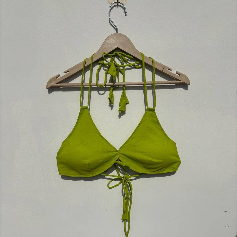 Neon-green-plain-snail-shape-padded-bra-kj10510