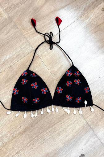 Navratri-black-hand-embroidery-bralette-top-kj10521