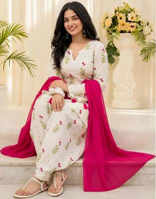Women's Floral Printed Cotton Short Kurti with Patiala Salwar and Dupatta Set 4