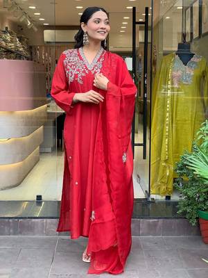  Chanderi Embroidery Work Straight Kurta Pant and Dupatta Set 1