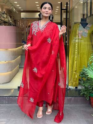  Chanderi Embroidery Work Straight Kurta Pant and Dupatta Set 3