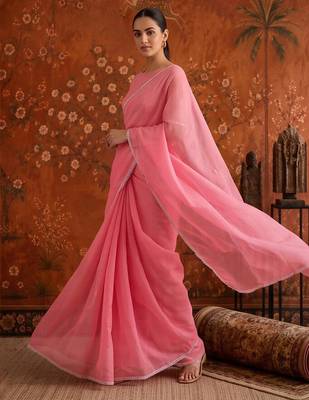 Pink georgette embroidered saree with zari work 1