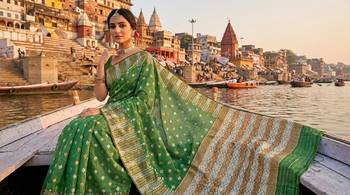 Mehndi blended cotton woven saree with blouse 4