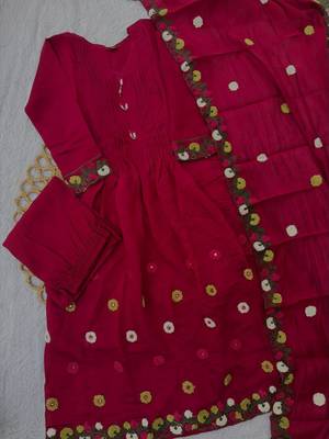 Magenta chanderi hand embroidery anarkali set 2