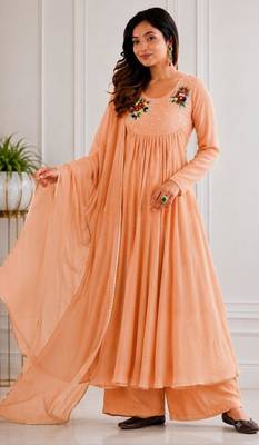 Peach chanderi embroidered anarkali set 4