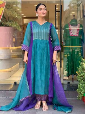 Teal chanderi embroidered kurta set 3