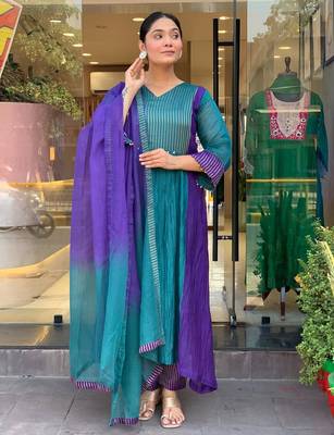 Teal chanderi embroidered kurta set 4