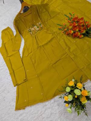 Mustard chanderi embroidered anarkali set 3