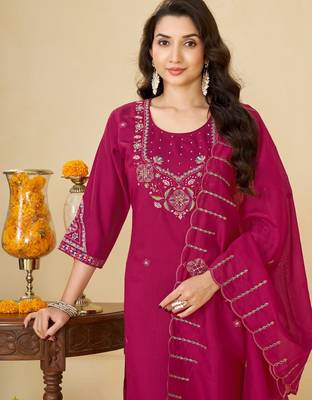 Embroidered cotton kurta with pant & dupatta set for women 3