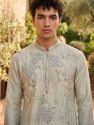 Cream tissue kurta pant set with embroidery and sequence work 2
