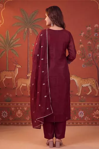 Maroon silk blend embroidered churidar set