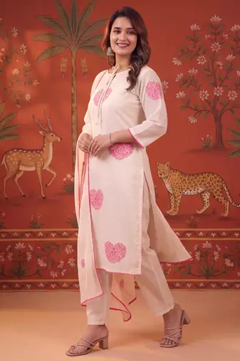 Off-white silk blend embroidered churidar set
