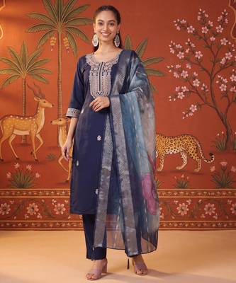 Navy-blue silk blend embroidered churidar set 1